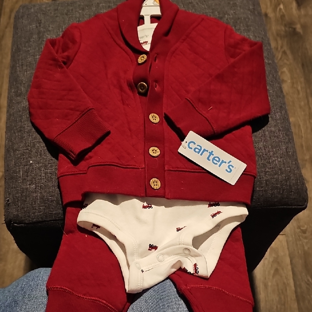 NWT 3 Piece Carter's Burgundy Quilted Cardigan pants Onesie Set 12 Months Train
